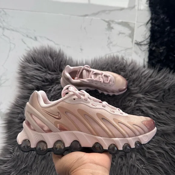 Nike Air Max DN8 - Picture 6 of 10